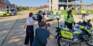 Instructievideo voor ambulanciers: hoe vraag ik politie-escorte aan?